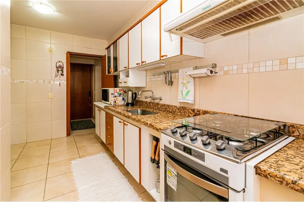 Foto 5 de Apartamento com 2 quartos à venda, 97m2 em Bela Vista, Porto Alegre - RS