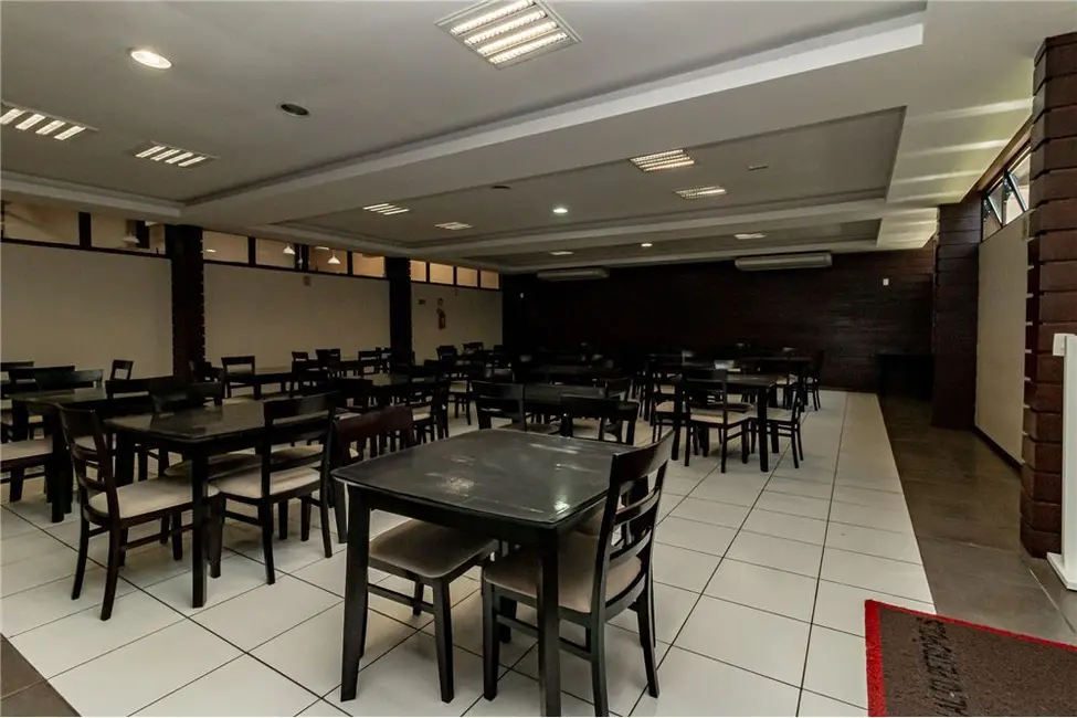 Foto 3 de Apartamento com 2 quartos à venda, 49m2 em Jardim Itu, Porto Alegre - RS