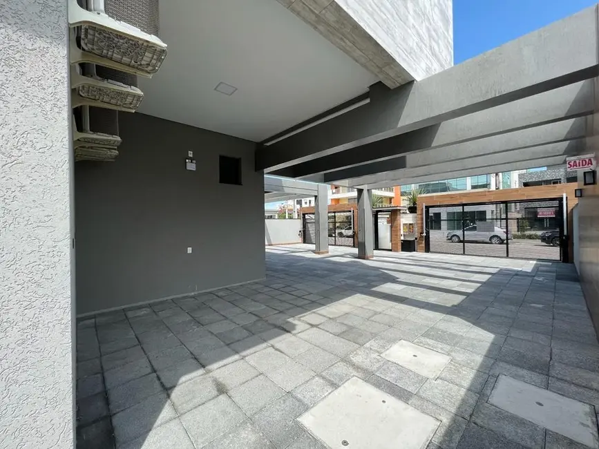 Foto 3 de Apartamento com 3 quartos à venda, 145m2 em Bombinhas - SC