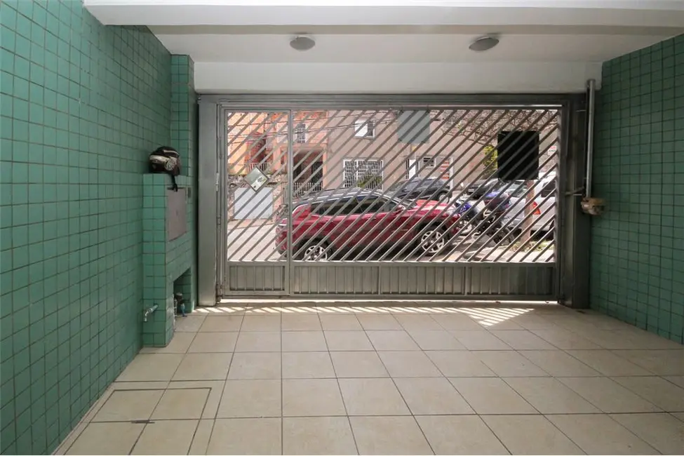 Casa com 4 quartos à venda, 200m2 em Cambuci, São Paulo - SP - imagem 3 Foto 3 de Casa com 4 quartos à venda, 200m2 em Cambuci, São Paulo - SP