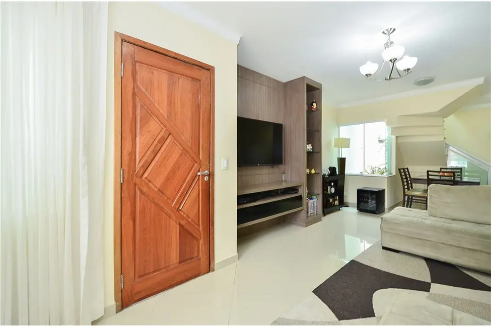 Foto 2 de Casa com 3 quartos à venda, 121m2 em Jardim Consórcio, São Paulo - SP