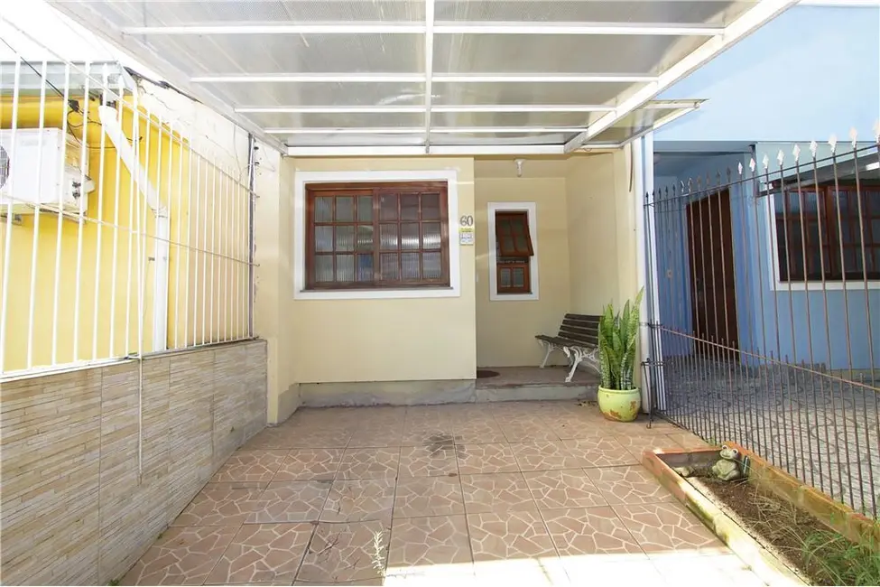 Foto 1 de Casa com 2 quartos à venda, 89m2 em Santa Isabel, Viamao - RS