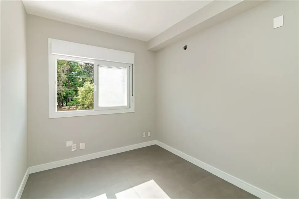 Foto 2 de Apartamento com 2 quartos à venda, 61m2 em Jardim Lindóia, Porto Alegre - RS