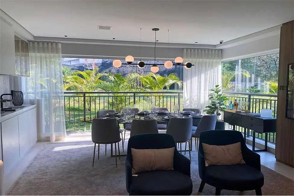 Foto 2 de Apartamento com 2 quartos à venda, 110m2 em Jardim das Acácias, São Paulo - SP