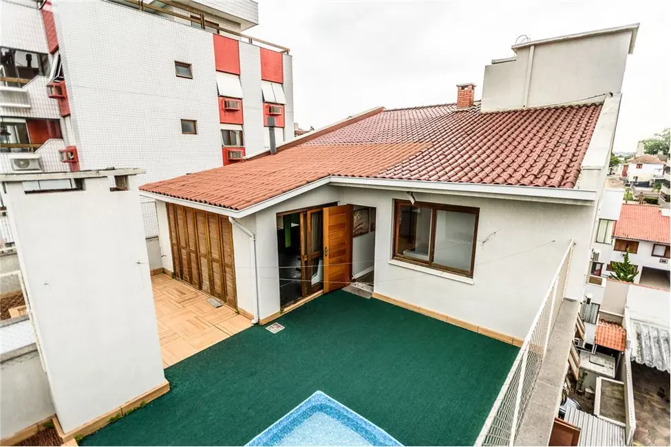 Cobertura com 3 quartos à venda, 241m2 em Jardim Lindóia, Porto Alegre - RS - imagem 3 Foto 3 de Cobertura com 3 quartos à venda, 241m2 em Jardim Lindóia, Porto Alegre - RS