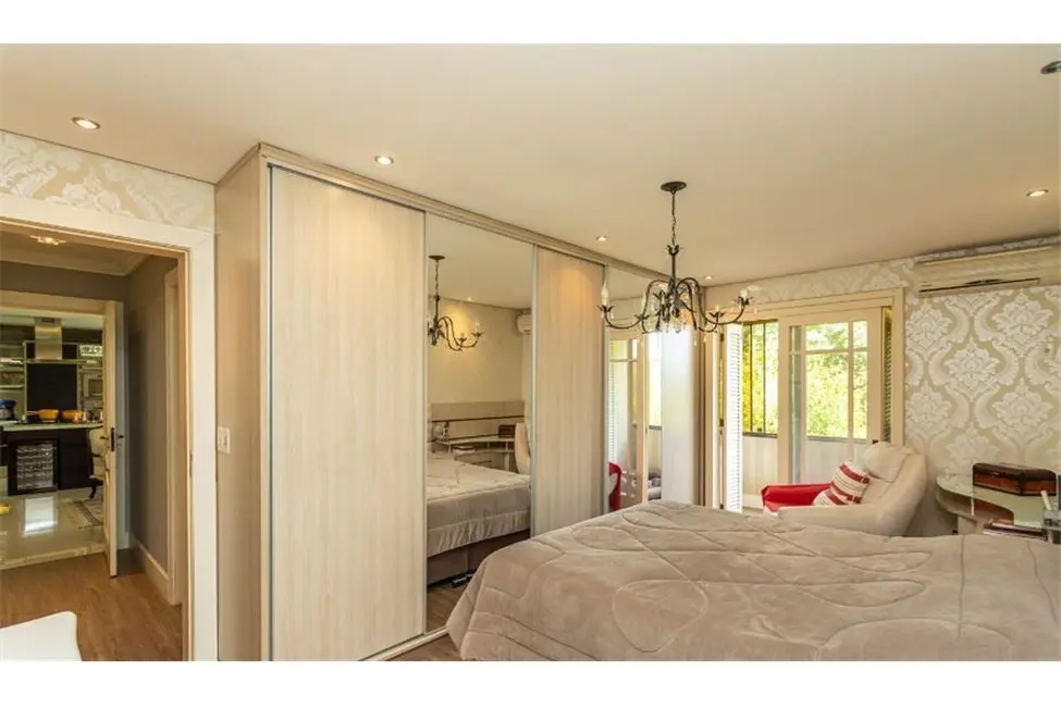 Cobertura com 3 quartos à venda, 266m2 em Porto Alegre - RS - imagem 9 Foto 9 de Cobertura com 3 quartos à venda, 266m2 em Porto Alegre - RS