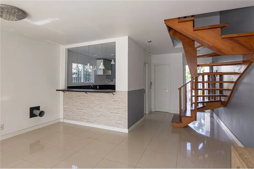 Foto 3 de Casa com 3 quartos à venda, 140m2 em Lomba do Pinheiro, Porto Alegre - RS