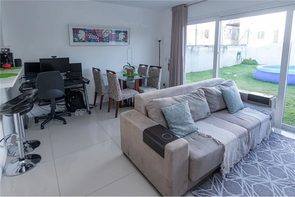 Casa com 3 quartos à venda, 99m2 em Lomba do Pinheiro, Porto Alegre - RS - imagem 5 Foto 5 de Casa com 3 quartos à venda, 99m2 em Lomba do Pinheiro, Porto Alegre - RS