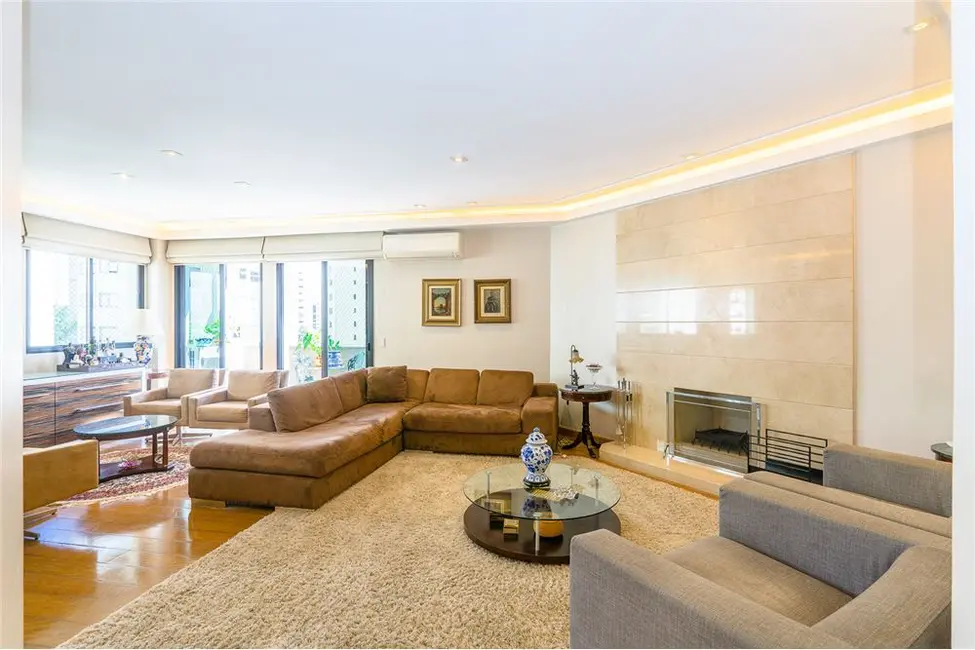 Foto 2 de Apartamento com 3 quartos à venda, 200m2 em Campo Belo, São Paulo - SP