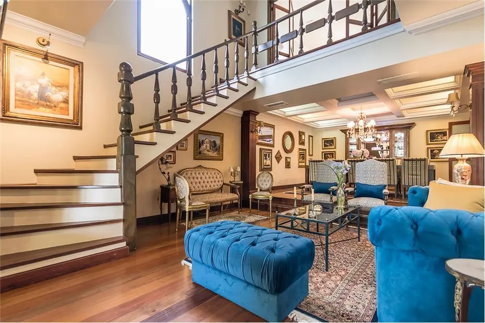 Casa com 4 quartos à venda, 640m2 em Três Figueiras, Porto Alegre - RS - imagem 8 Foto 8 de Casa com 4 quartos à venda, 640m2 em Três Figueiras, Porto Alegre - RS