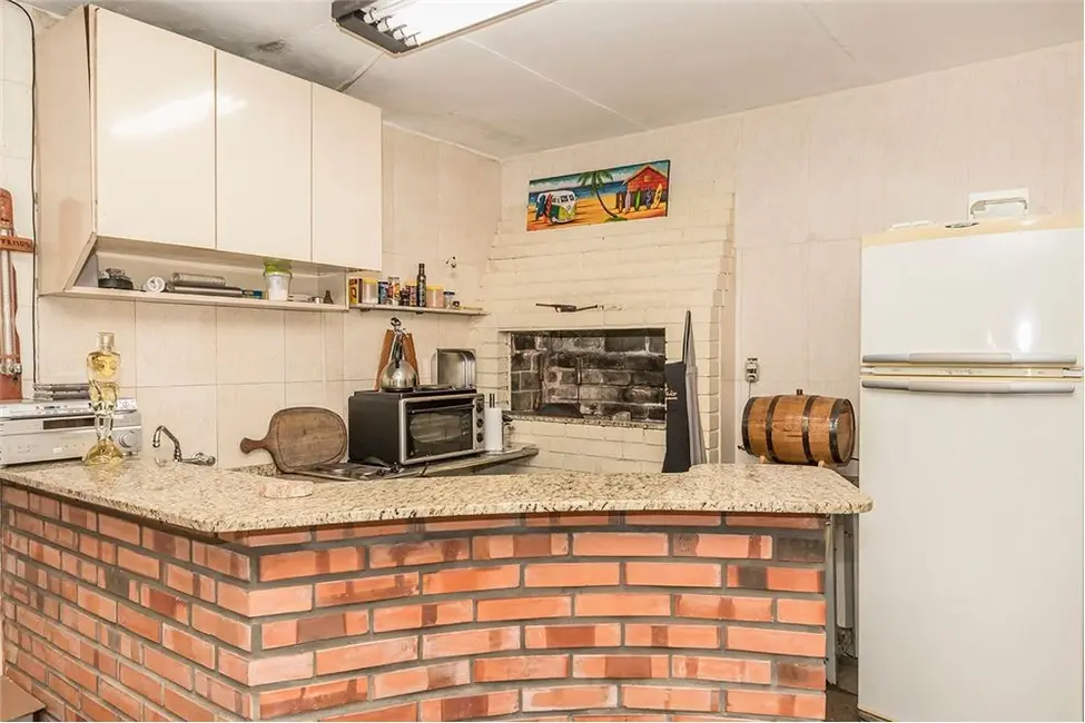 Casa com 4 quartos à venda, 640m2 em Três Figueiras, Porto Alegre - RS - imagem 7 Foto 7 de Casa com 4 quartos à venda, 640m2 em Três Figueiras, Porto Alegre - RS