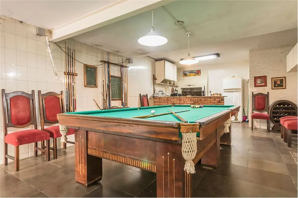 Casa com 4 quartos à venda, 640m2 em Três Figueiras, Porto Alegre - RS - imagem 6 Foto 6 de Casa com 4 quartos à venda, 640m2 em Três Figueiras, Porto Alegre - RS