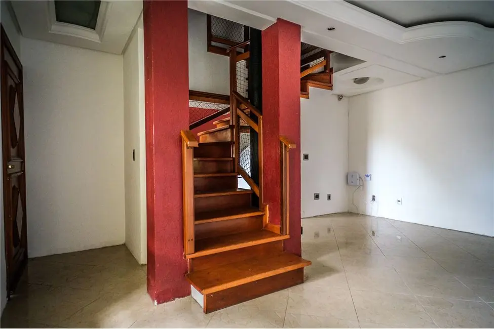 Casa com 2 quartos à venda, 306m2 em Parque Santa Fé, Porto Alegre - RS - imagem 5 Foto 5 de Casa com 2 quartos à venda, 306m2 em Parque Santa Fé, Porto Alegre - RS