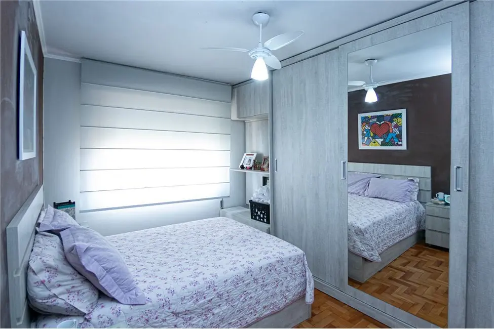 Foto 3 de Apartamento com 2 quartos à venda, 59m2 em São Sebastião, Porto Alegre - RS