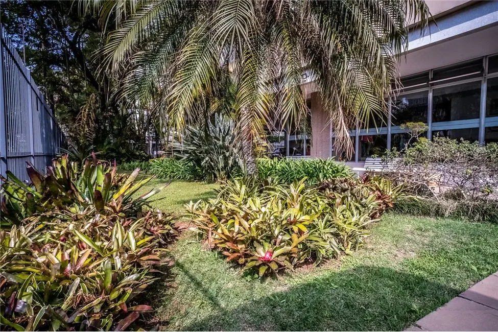Apartamento com 3 quartos à venda, 141m2 em Menino Deus, Porto Alegre - RS - imagem 2 Foto 2 de Apartamento com 3 quartos à venda, 141m2 em Menino Deus, Porto Alegre - RS