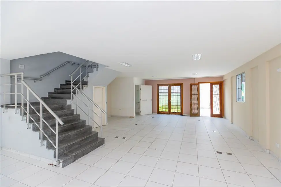 Casa com 3 quartos à venda, 402m2 em Aclimação, São Paulo - SP - imagem 3 Foto 3 de Casa com 3 quartos à venda, 402m2 em Aclimação, São Paulo - SP