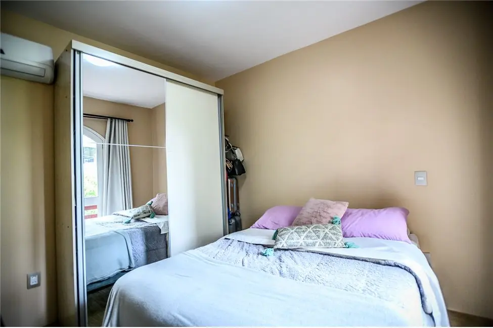 Apartamento com 1 quarto à venda, 40m2 em Menino Deus, Porto Alegre - RS - imagem 3 Foto 3 de Apartamento com 1 quarto à venda, 40m2 em Menino Deus, Porto Alegre - RS