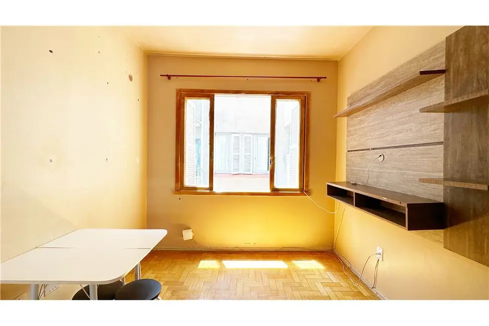 Apartamento com 1 quarto à venda, 43m2 em Centro Histórico, Porto Alegre - RS - imagem 3 Foto 3 de Apartamento com 1 quarto à venda, 43m2 em Centro Histórico, Porto Alegre - RS