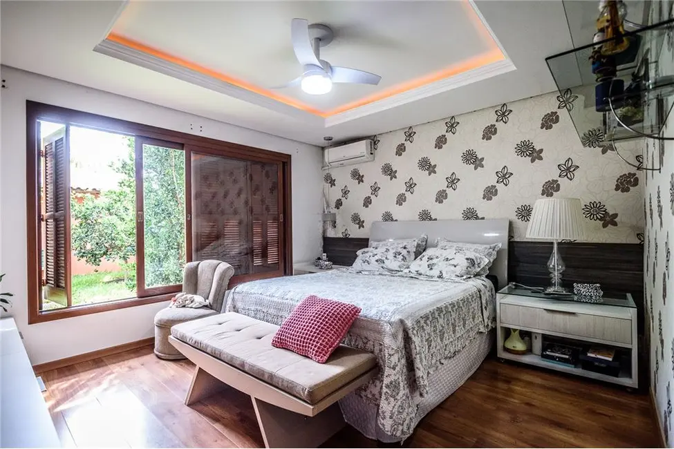 Casa de Condomínio com 3 quartos à venda, 257m2 em São Lucas, Viamao - RS - imagem 9 Foto 9 de Casa de Condomínio com 3 quartos à venda, 257m2 em São Lucas, Viamao - RS