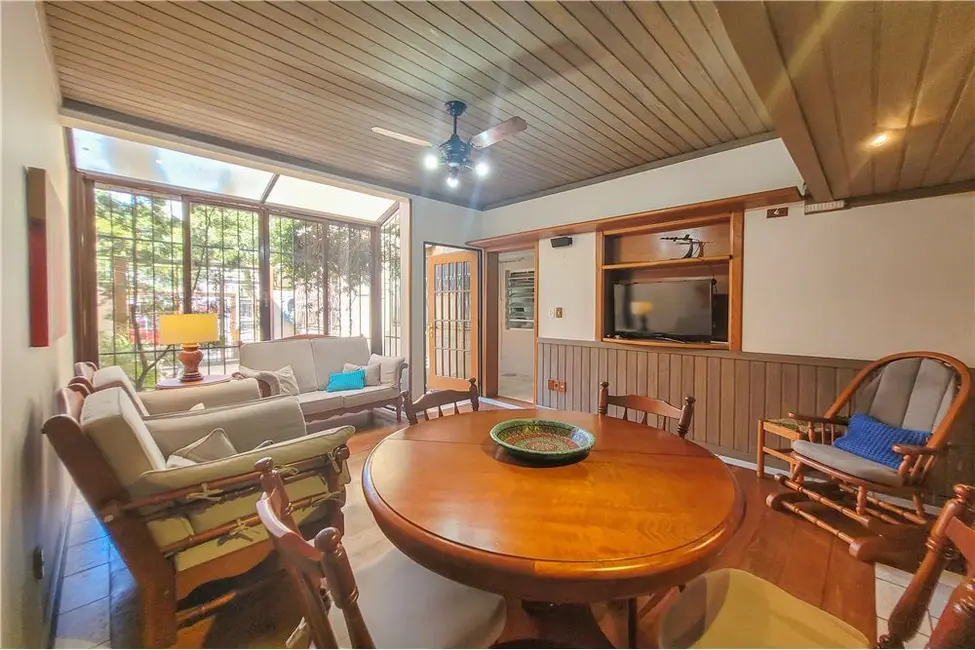 Apartamento com 3 quartos à venda, 130m2 em Costa e Silva, Porto Alegre - RS - imagem 1 Foto 1 de Apartamento com 3 quartos à venda, 130m2 em Costa e Silva, Porto Alegre - RS