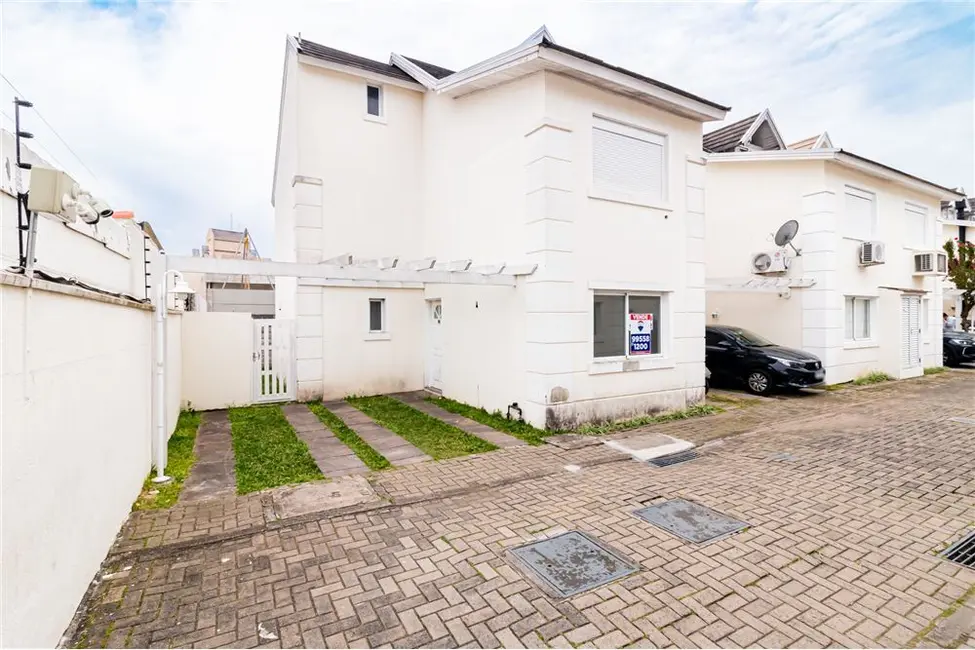 Casa com 3 quartos à venda, 178m2 em Jardim Itu, Porto Alegre - RS - imagem 3 Foto 3 de Casa com 3 quartos à venda, 178m2 em Jardim Itu, Porto Alegre - RS