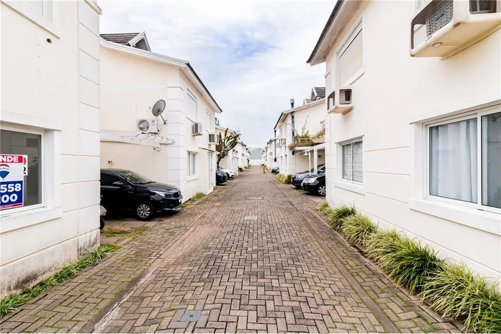 Casa com 3 quartos à venda, 178m2 em Jardim Itu, Porto Alegre - RS - imagem 2 Foto 2 de Casa com 3 quartos à venda, 178m2 em Jardim Itu, Porto Alegre - RS