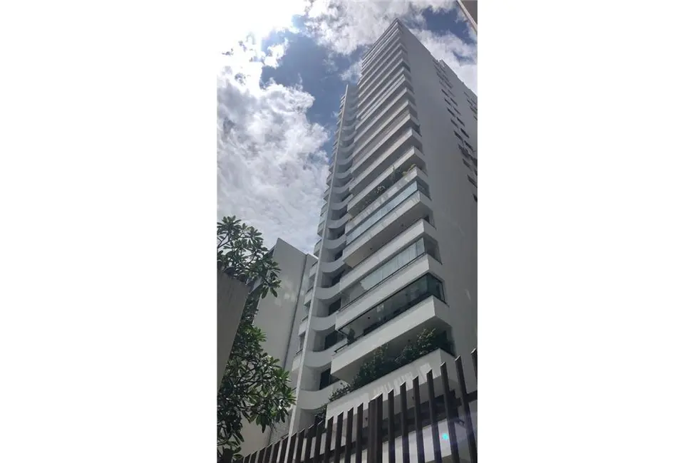 Apartamento com 3 quartos à venda, 125m2 em Higienópolis, São Paulo - SP - imagem 3 Foto 3 de Apartamento com 3 quartos à venda, 125m2 em Higienópolis, São Paulo - SP