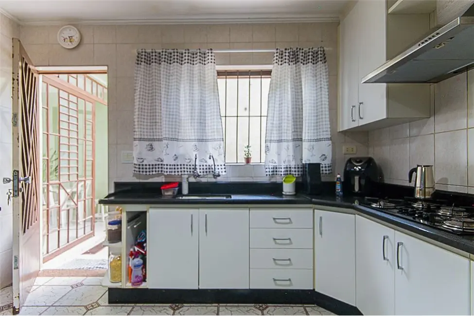 Casa com 3 quartos à venda, 259m2 em Jardim Jaraguá (Itaim Paulista), São Paulo - SP - imagem 8 Foto 8 de Casa com 3 quartos à venda, 259m2 em Jardim Jaraguá (Itaim Paulista), São Paulo - SP