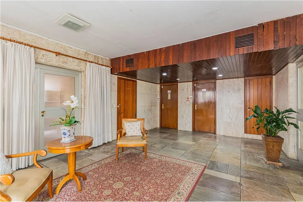 Foto 8 de Apartamento com 4 quartos à venda, 217m2 em Independência, Porto Alegre - RS