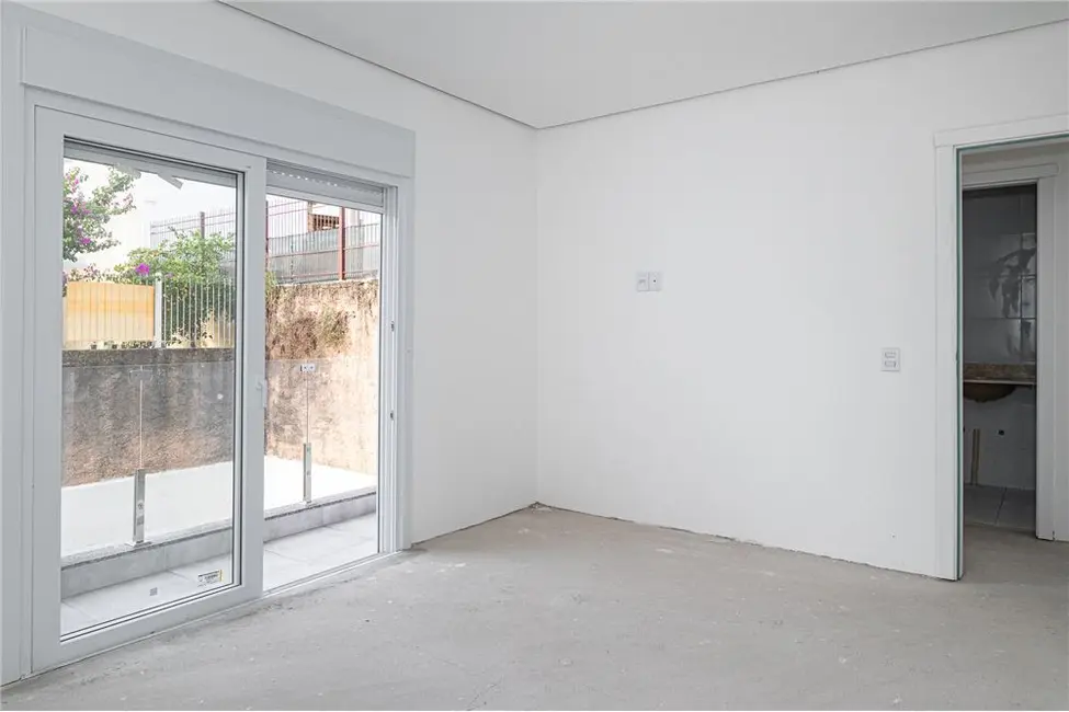 Casa com 3 quartos à venda, 160m2 em Lomba do Pinheiro, Porto Alegre - RS - imagem 5 Foto 5 de Casa com 3 quartos à venda, 160m2 em Lomba do Pinheiro, Porto Alegre - RS