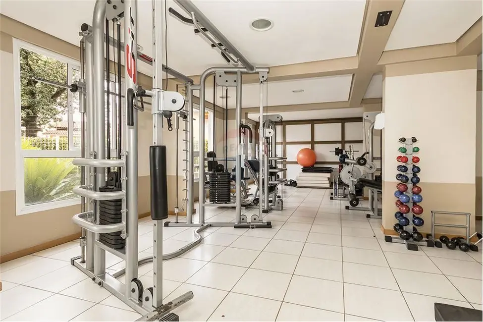 Apartamento com 3 quartos à venda, 83m2 em Vila Ipiranga, Porto Alegre - RS - imagem 8 Foto 8 de Apartamento com 3 quartos à venda, 83m2 em Vila Ipiranga, Porto Alegre - RS