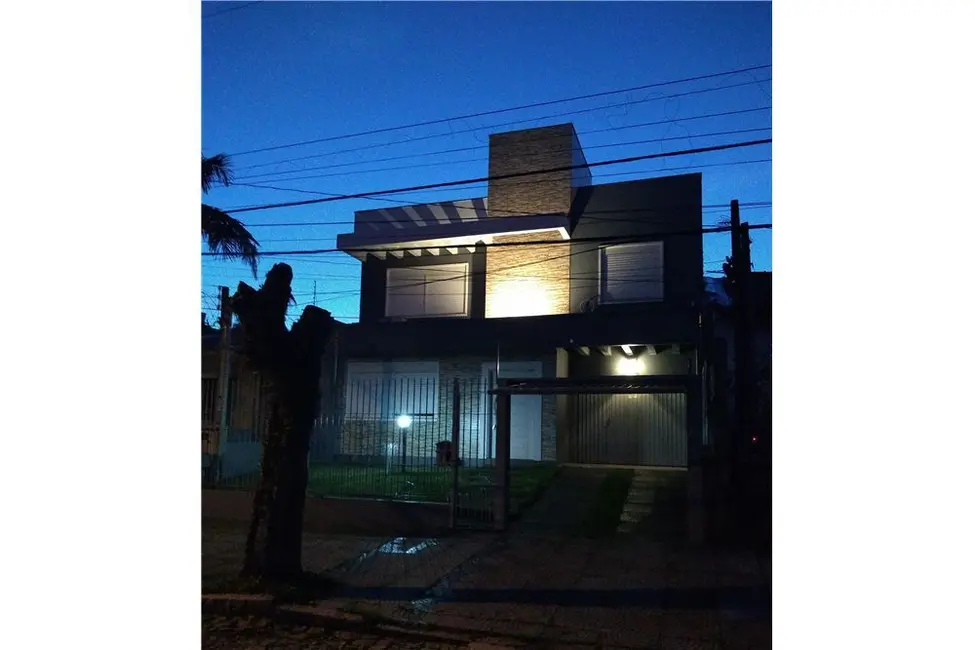 Foto 2 de Casa com 4 quartos à venda, 199m2 em Morro Santana, Porto Alegre - RS