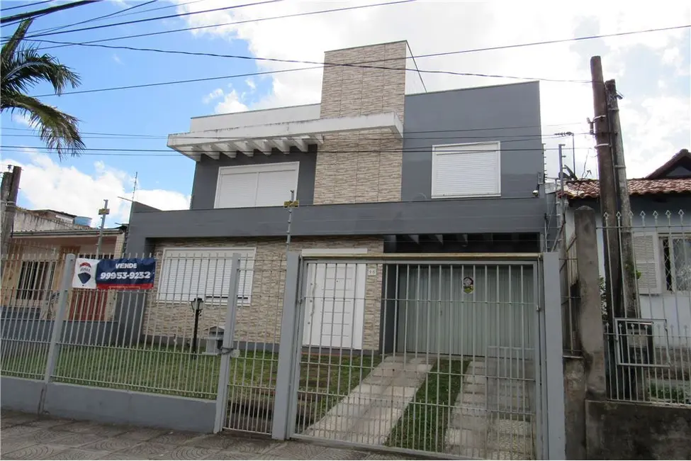 Foto 3 de Casa com 4 quartos à venda, 199m2 em Morro Santana, Porto Alegre - RS