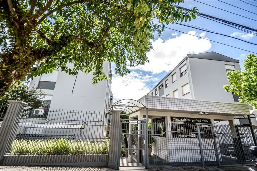 Foto 2 de Apartamento com 2 quartos à venda, 49m2 em Jardim Sabará, Porto Alegre - RS