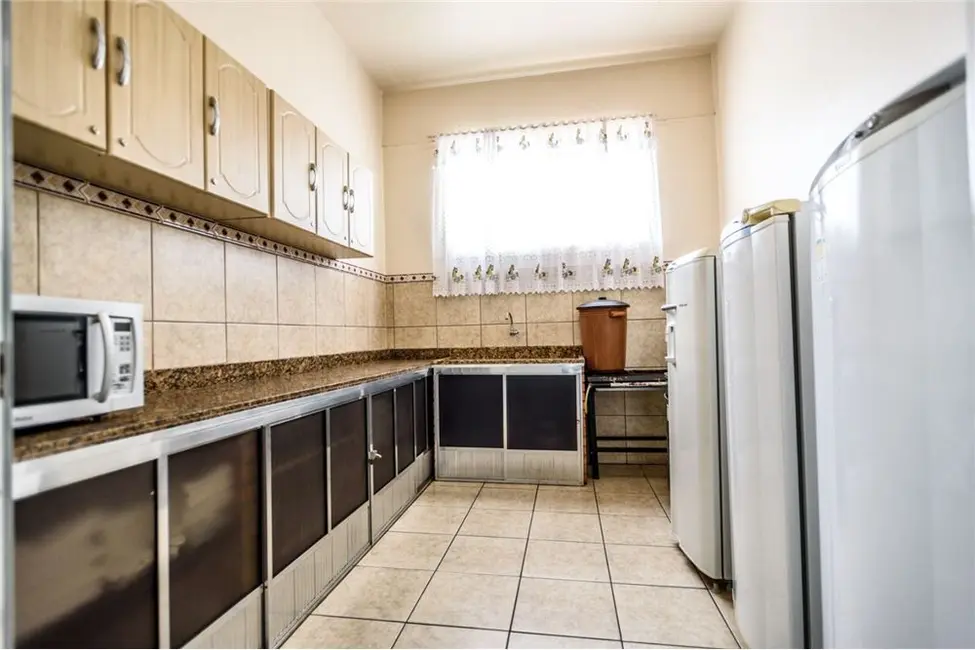 Foto 4 de Apartamento com 2 quartos à venda, 49m2 em Jardim Sabará, Porto Alegre - RS