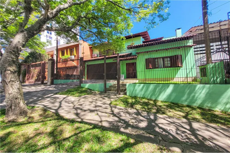 Foto 2 de Casa com 4 quartos à venda, 267m2 em Jardim Itu, Porto Alegre - RS