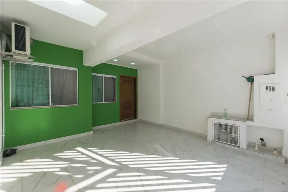 Casa com 3 quartos à venda, 270m2 em Cambuci, São Paulo - SP - imagem 6 Foto 6 de Casa com 3 quartos à venda, 270m2 em Cambuci, São Paulo - SP