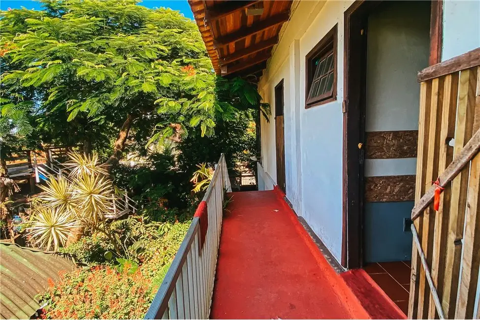 Casa com 3 quartos à venda, 216m2 em Bombinhas - SC - imagem 5 Foto 5 de Casa com 3 quartos à venda, 216m2 em Bombinhas - SC