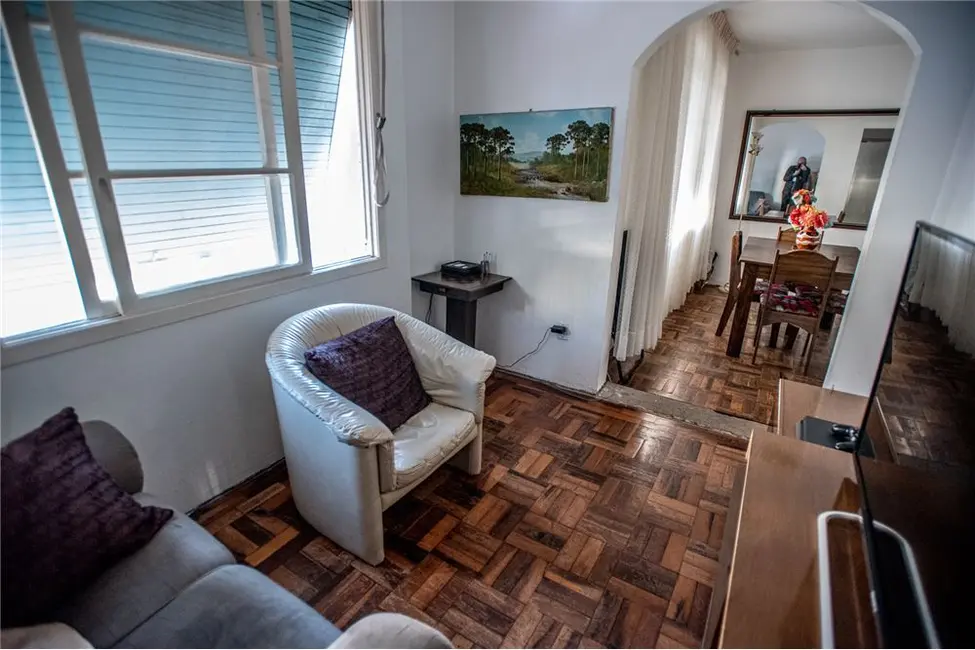 Apartamento com 2 quartos à venda, 58m2 em Passo da Areia, Porto Alegre - RS - imagem 6 Foto 6 de Apartamento com 2 quartos à venda, 58m2 em Passo da Areia, Porto Alegre - RS