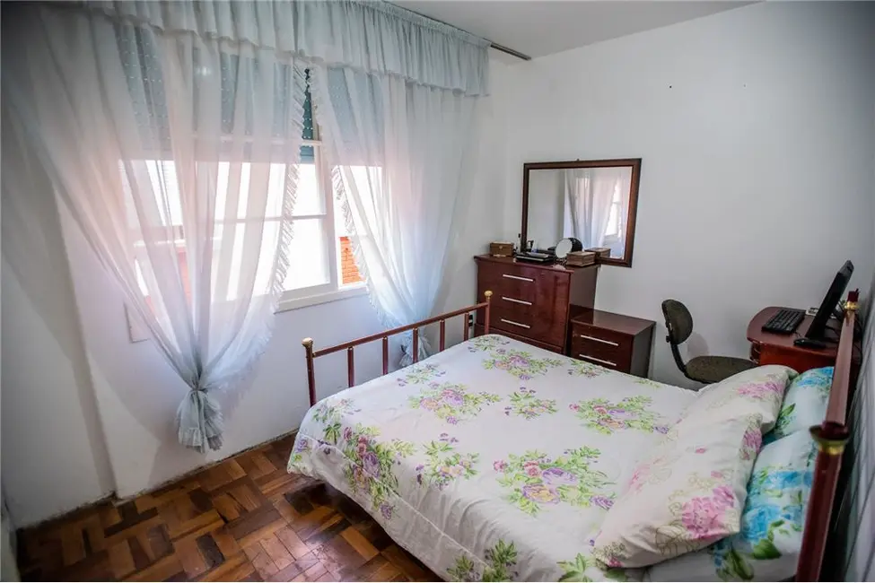 Apartamento com 2 quartos à venda, 58m2 em Passo da Areia, Porto Alegre - RS - imagem 8 Foto 8 de Apartamento com 2 quartos à venda, 58m2 em Passo da Areia, Porto Alegre - RS