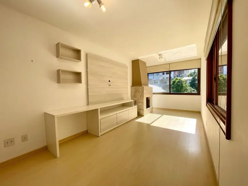 Foto 6 de Apartamento com 2 quartos à venda, 74m2 em Petrópolis, Porto Alegre - RS