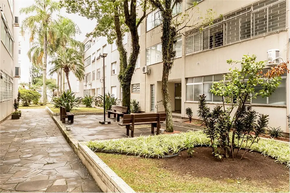 Apartamento com 3 quartos à venda, 79m2 em Vila Ipiranga, Porto Alegre - RS - imagem 1 Foto 1 de Apartamento com 3 quartos à venda, 79m2 em Vila Ipiranga, Porto Alegre - RS