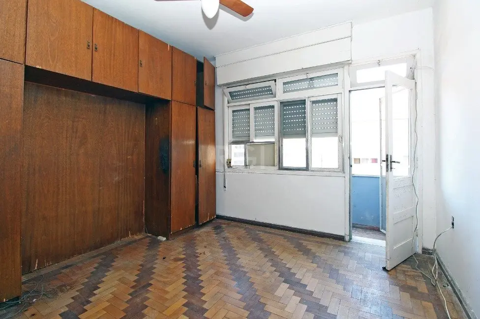 Foto 2 de Apartamento com 3 quartos à venda, 81m2 em Centro Histórico, Porto Alegre - RS