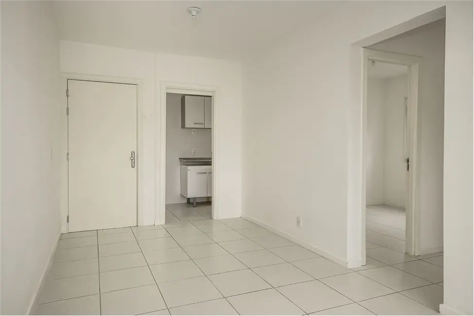 Apartamento com 2 quartos à venda, 51m2 em Partenon, Porto Alegre - RS - imagem 3 Foto 3 de Apartamento com 2 quartos à venda, 51m2 em Partenon, Porto Alegre - RS