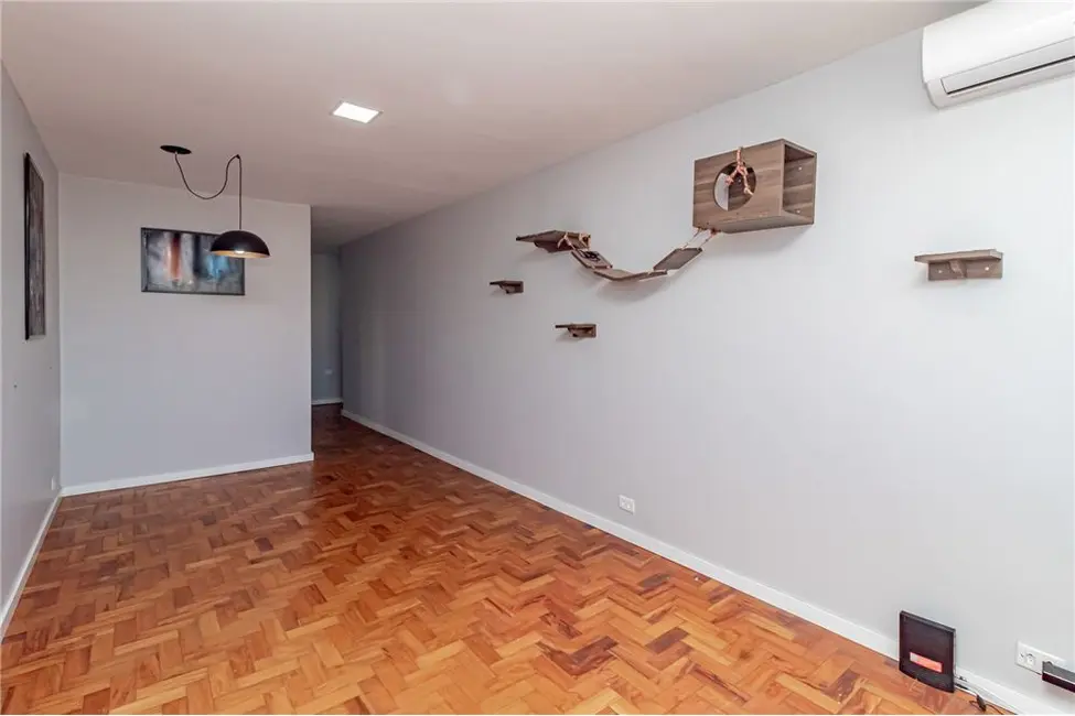 Foto 5 de Apartamento com 2 quartos à venda, 67m2 em São João, Porto Alegre - RS