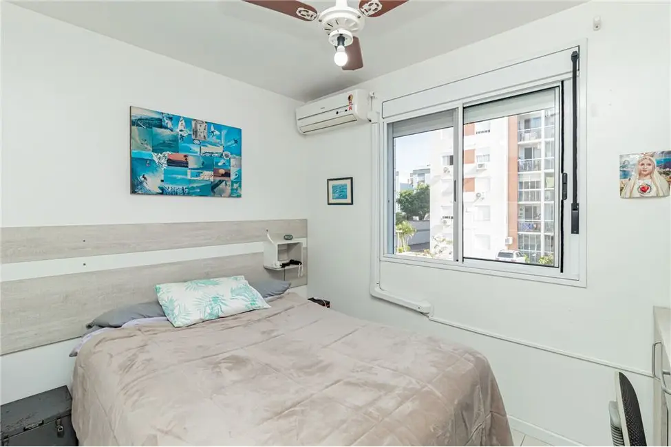 Foto 7 de Apartamento com 3 quartos à venda, 63m2 em Cristal, Porto Alegre - RS