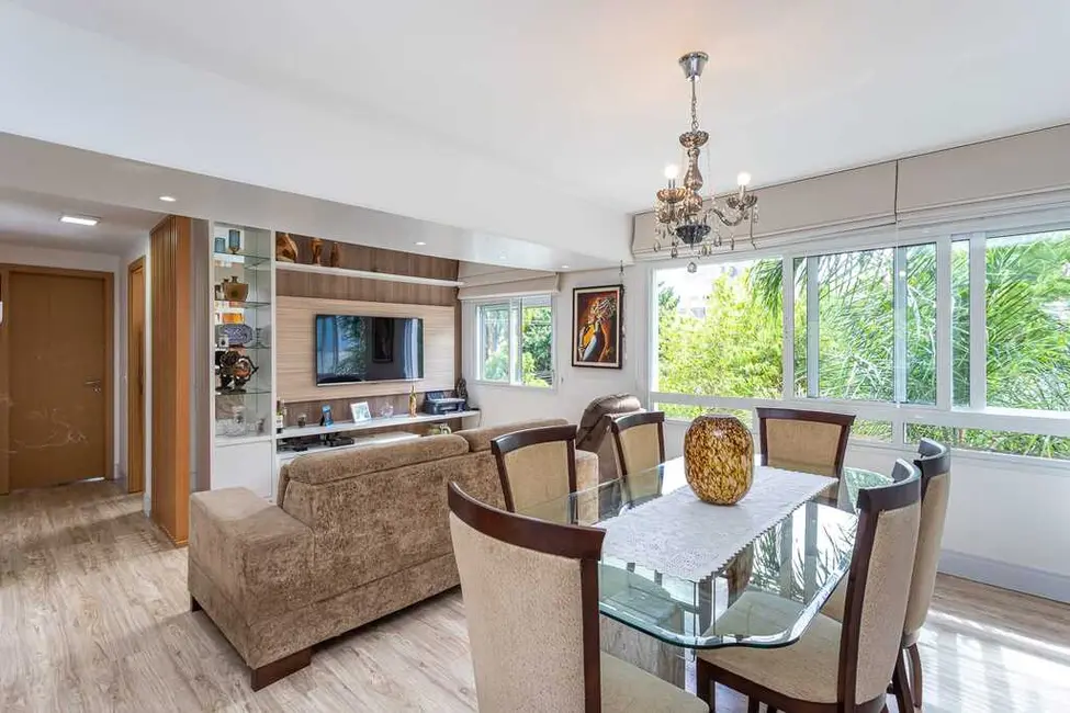 Apartamento com 3 quartos à venda, 73m2 em Menino Deus, Porto Alegre - RS - imagem 4 Foto 4 de Apartamento com 3 quartos à venda, 73m2 em Menino Deus, Porto Alegre - RS