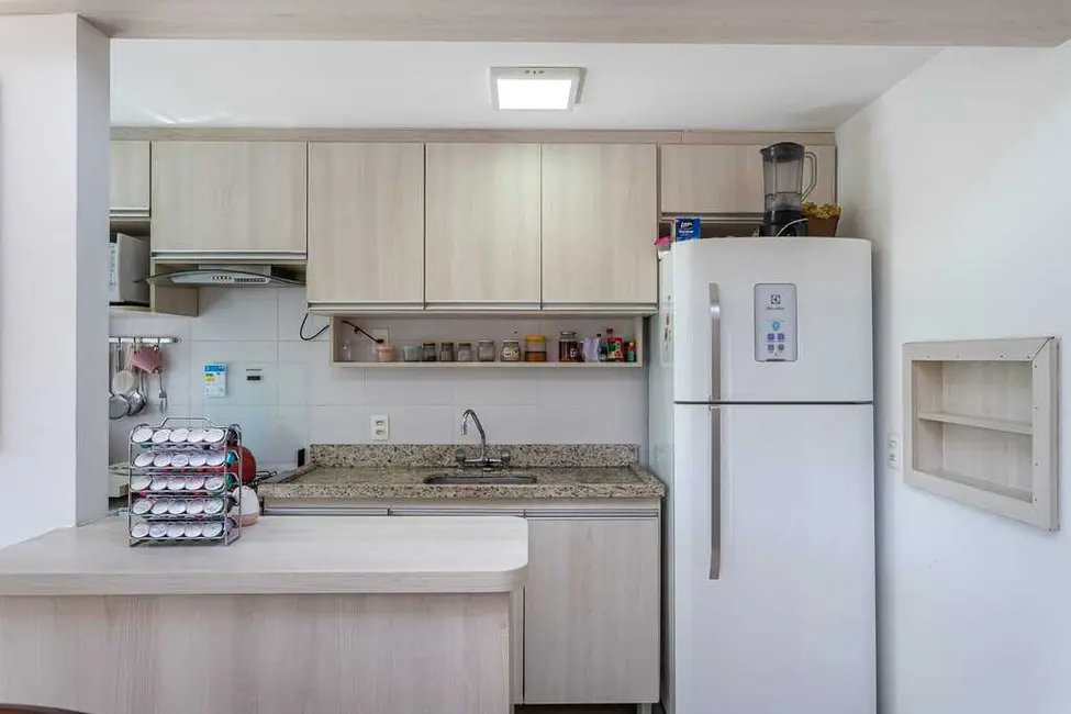 Apartamento com 3 quartos à venda, 73m2 em Menino Deus, Porto Alegre - RS - imagem 8 Foto 8 de Apartamento com 3 quartos à venda, 73m2 em Menino Deus, Porto Alegre - RS