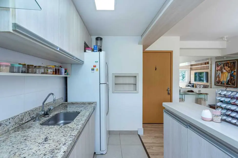 Apartamento com 3 quartos à venda, 73m2 em Menino Deus, Porto Alegre - RS - imagem 9 Foto 9 de Apartamento com 3 quartos à venda, 73m2 em Menino Deus, Porto Alegre - RS