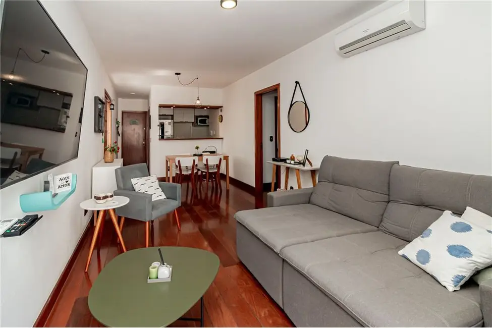 Apartamento com 2 quartos à venda, 116m2 em Moinhos de Vento, Porto Alegre - RS - imagem 7 Foto 7 de Apartamento com 2 quartos à venda, 116m2 em Moinhos de Vento, Porto Alegre - RS